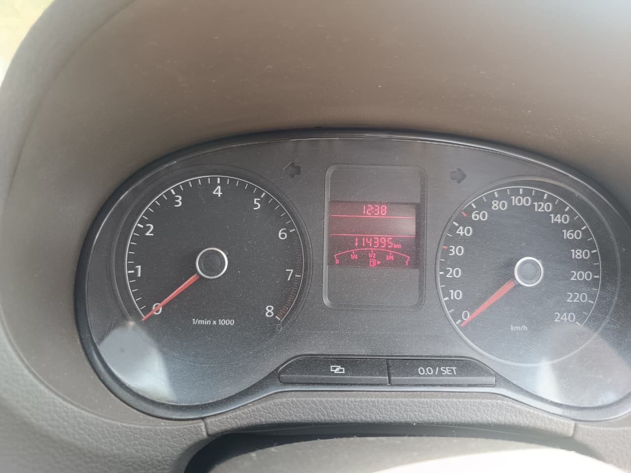 Volkswagen Vento(2012-2014) Highline Petrol